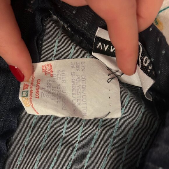 Women's Polks Dot Navy Skirt - Picture 4 of 4